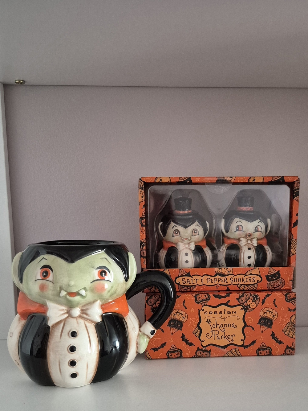 Johanna Parker Vampire Mug And Matching S&P shakers